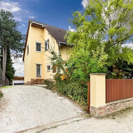 Feriehus Schmidt Nyaralo Fonyód