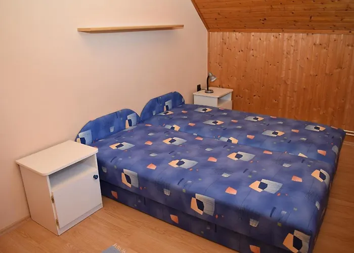 Schmidt Nyaralo Feriehus